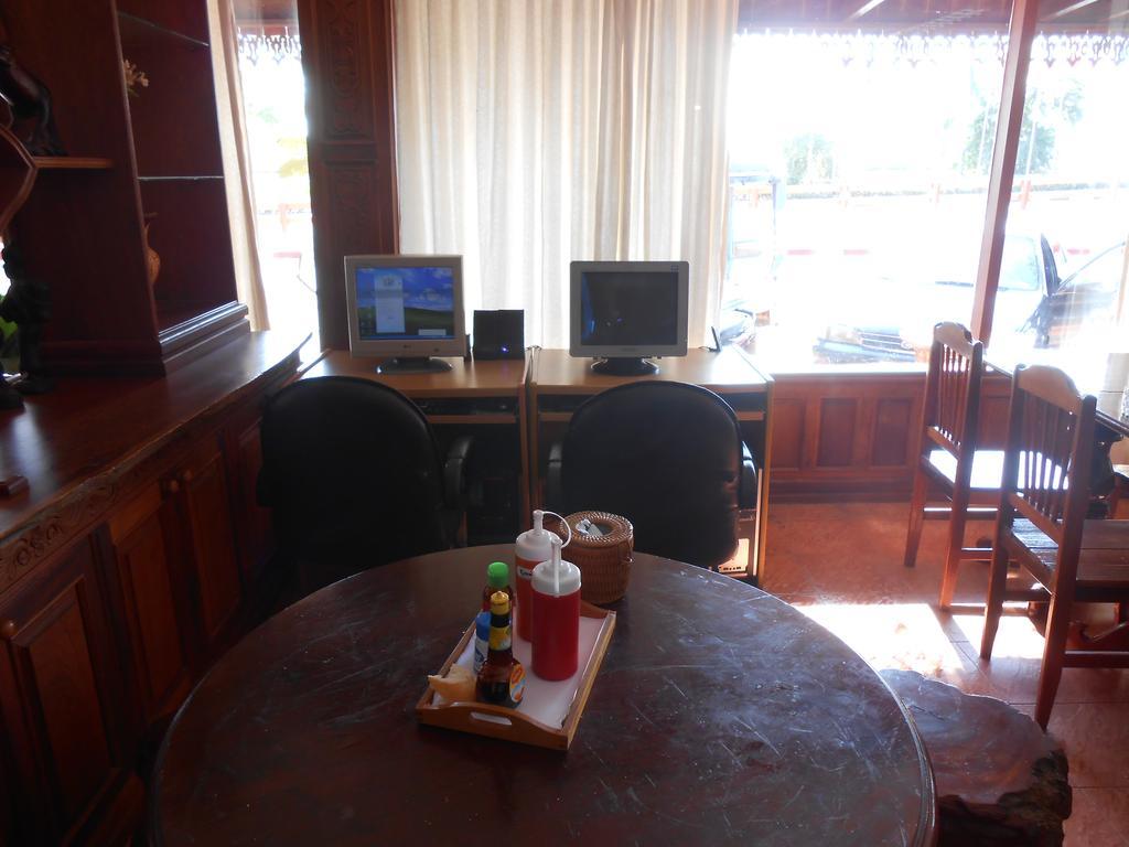Chanthasom Guesthouse Ban Nongdouang Екстериор снимка