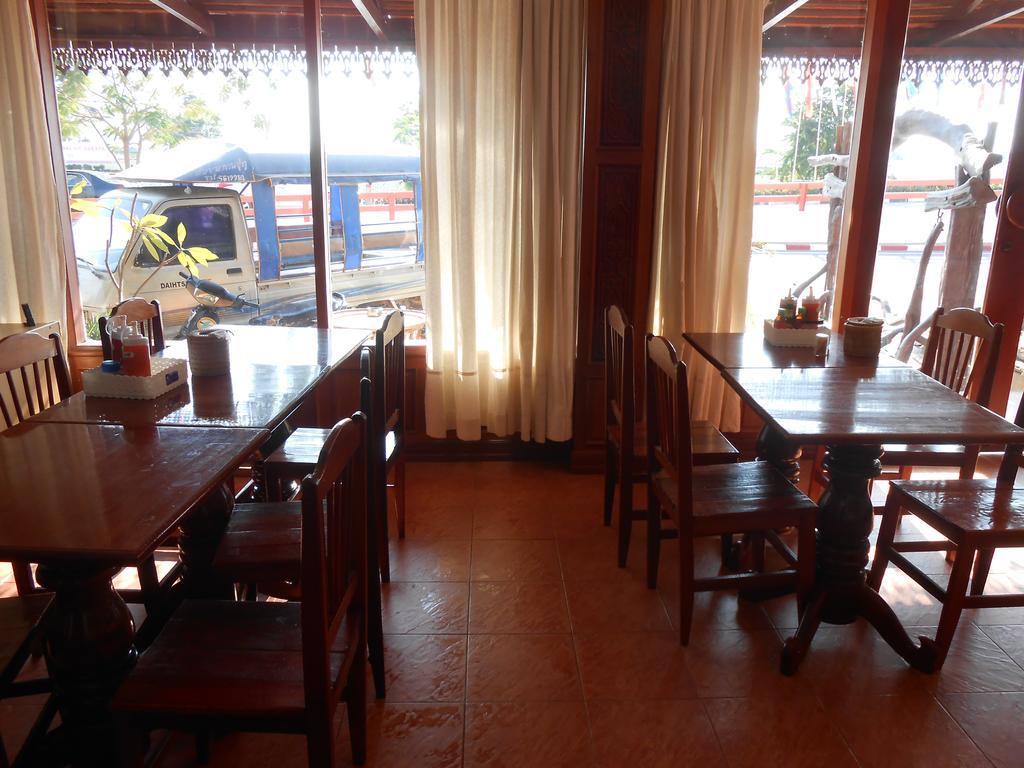 Chanthasom Guesthouse Ban Nongdouang Екстериор снимка