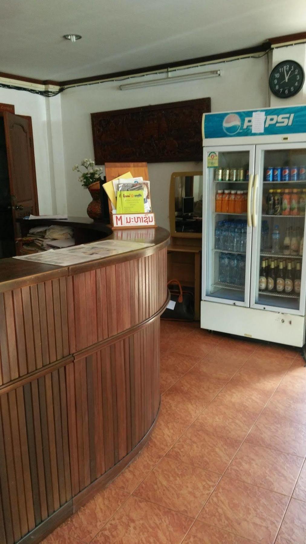 Chanthasom Guesthouse Ban Nongdouang Екстериор снимка